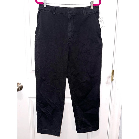 GAP Mid Rise Khakis - Picture 4 of 9